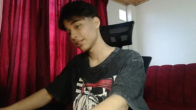 Snapshot of Marck-Pro chatting on 05/04/26, 09:22 Marck-Pro online show from 05/04/26, 09:22