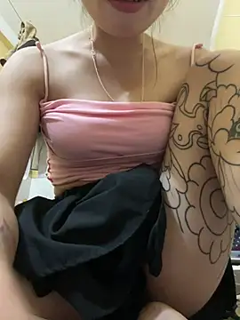 Neo-baby online show from 04/18/26, 06:01