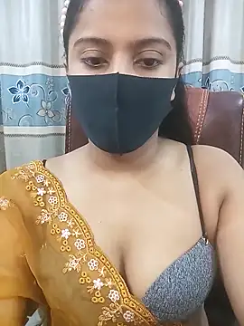 Snapshot of zareen_approach chatting on 05/10/26, 03:39 zareen approach online show from 05/10/26, 03:39