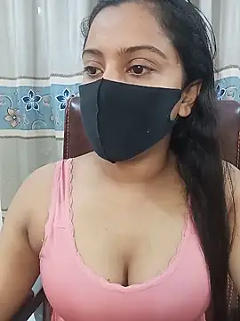 Snapshot of zareen_approach chatting on 05/12/26, 06:27 zareen approach online show from 05/12/26, 06:27