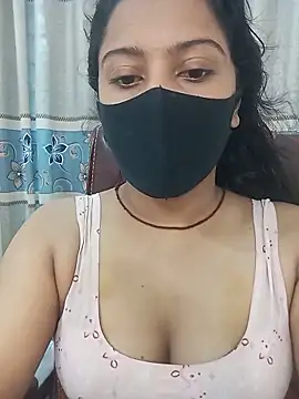Snapshot of zareen_approach chatting on 05/21/26, 10:00 zareen approach online show from 05/21/26, 10:00
