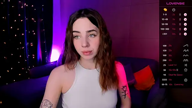 Snapshot of CharliGrace_ chatting on 05/19/26, 08:09 CharliGrace online show from 05/19/26, 08:09