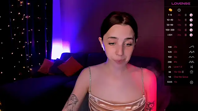 CharliGrace  online show from 06/25/26, 08:19