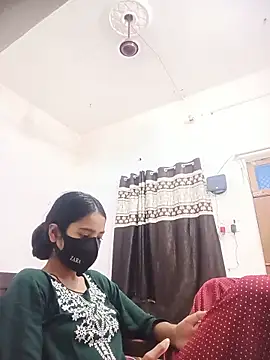 Snapshot of Riya_cum66 chatting on 05/17/26, 01:36 Riya cum66 online show from 05/17/26, 01:36