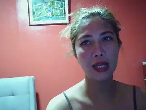 Snapshot of Cutie-Smile chatting on 05/12/26, 04:09 Cutie-Smile online show from 05/12/26, 04:09