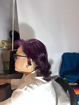 Roxie Blade Dyva online show from 04/22/26, 11:56