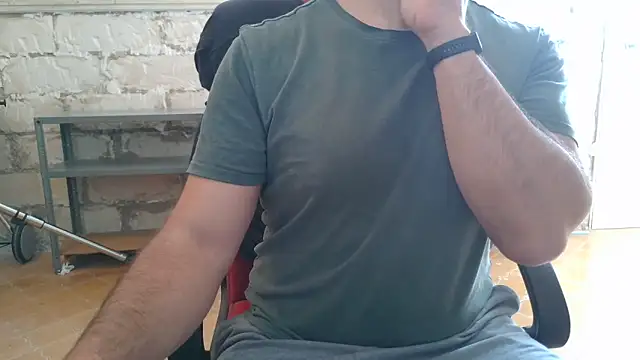 Snapshot of brunosso85ita chatting on 04/18/26, 01:15 brunosso85ita online show from 04/18/26, 01:15