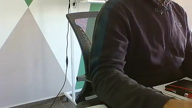 Snapshot of brunosso85ita chatting on 04/27/26, 07:06 brunosso85ita online show from 04/27/26, 07:06