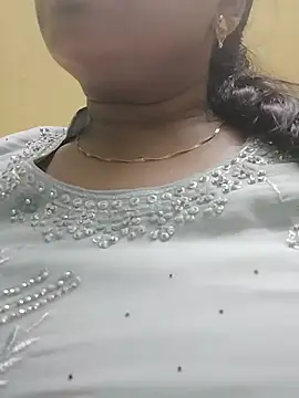 Snapshot of Monika_telugu_queen chatting on 06/23/26, 12:58 Monika telugu queen online show from 06/23/26, 12:58