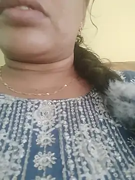 Snapshot of Monika_telugu_queen chatting on 06/26/26, 08:52 Monika telugu queen online show from 06/26/26, 08:52