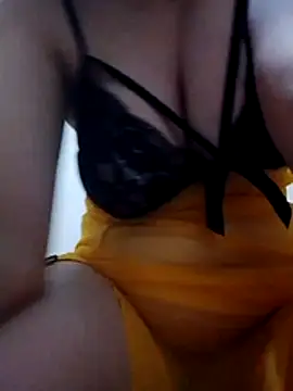 Snapshot of farah69sex chatting on 08/01/26, 05:50 farah69sex online show from 08/01/26, 05:50