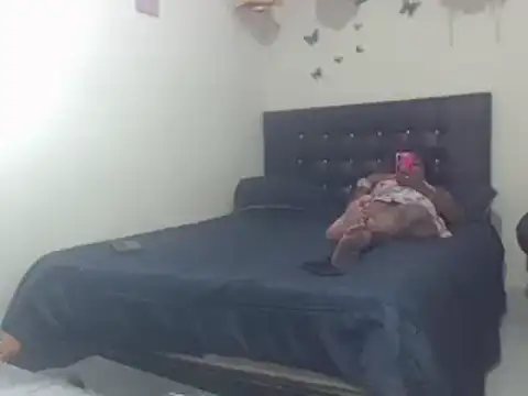 Snapshot of hotbrunettecasandra chatting on 02/06/25, 08:56 hotbrunettecasandra online show from 02/06/25, 08:56