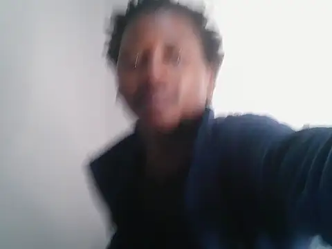 Snapshot of DimpleQueen_01 chatting on 06/19/26, 06:40 DimpleQueen 01 online show from 06/19/26, 06:40