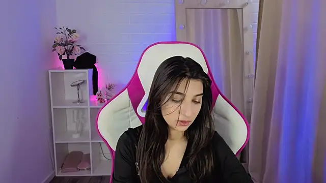 JasminAvily online show from 04/19/26, 03:11