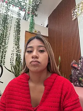 Kimmiebellarie online show from 06/30/26, 01:45