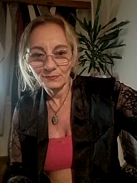 Snapshot of Blond_lady_czech chatting on 04/18/26, 07:58 Blond lady czech online show from 04/18/26, 07:58