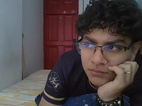 Snapshot of xhecho_uzumaki chatting on 05/07/26, 06:02 xhecho uzumaki online show from 05/07/26, 06:02