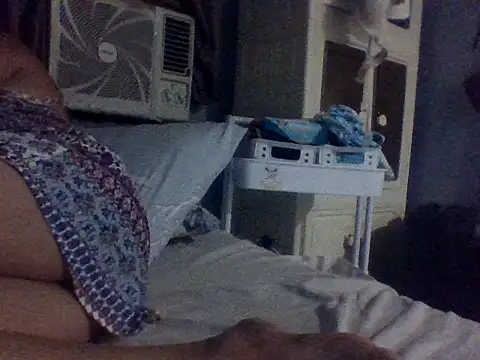 Snapshot of sexyPinay2026 chatting on 04/14/26, 01:39 sexyPinay2026 online show from 04/14/26, 01:39
