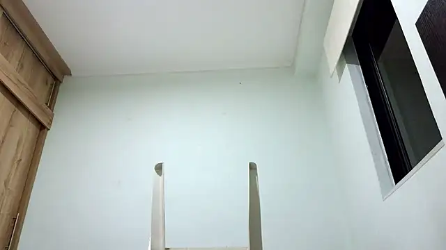 Snapshot of andrew_1520 chatting on 01/08/26, 12:57 andrew 1520 online show from 01/08/26, 12:57