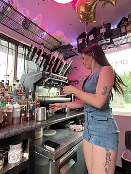 juicybootyquinn online show from 05/07/26, 01:00