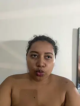 Snapshot of Ninibella chatting on 07/03/26, 11:33 Ninibella online show from 07/03/26, 11:33