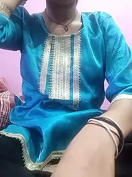 Liviya  225   online show from 04/11/26, 07:13