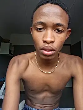 youngAndReckles online show from 06/16/26, 11:24