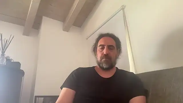Snapshot of Mach3t3 chatting on 06/15/26, 11:23 Mach3t3 online show from 06/15/26, 11:23