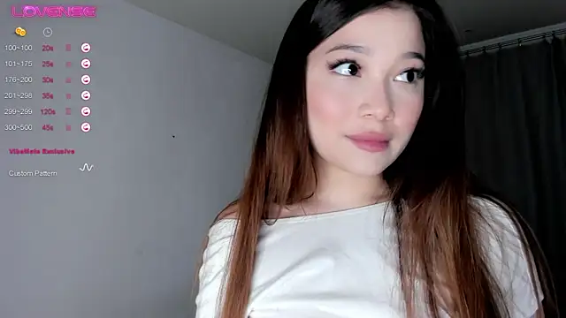 VivaLaDiva online show from 04/12/26, 08:25