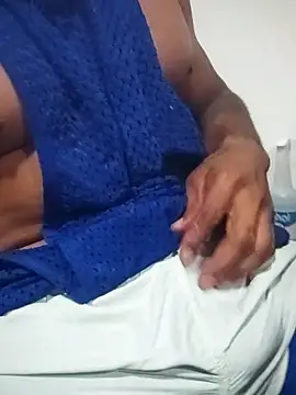 Snapshot of Antonny_grace chatting on 04/14/26, 02:50 Antonny grace online show from 04/14/26, 02:50