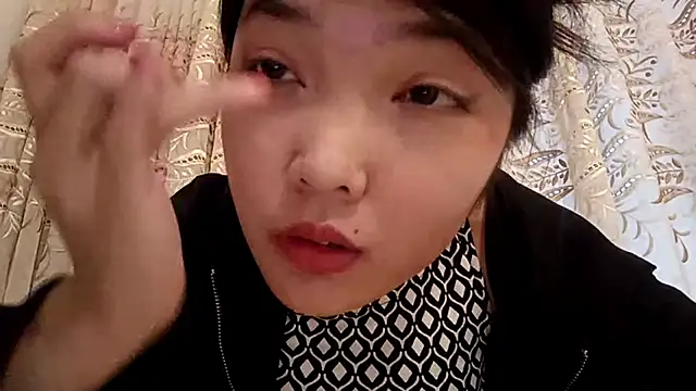 Snapshot of BrawnyDrip chatting on 06/04/26, 01:50 BrawnyDrip online show from 06/04/26, 01:50