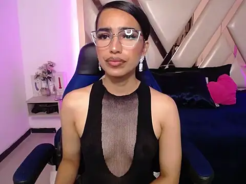 Miaa ferrari1 online show from 04/24/26, 08:50