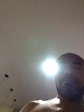 Snapshot of mar3912 chatting on 04/13/26, 10:04 mar3912 online show from 04/13/26, 10:04