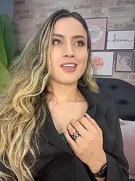 Snapshot of JennaSkyeXXX chatting on 04/14/26, 11:55 JennaSkyeXXX online show from 04/14/26, 11:55