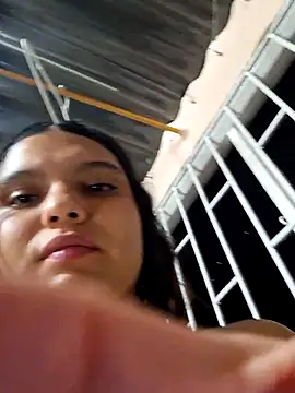 Snapshot of nika_1327 chatting on 04/21/26, 01:42 nika 1327 online show from 04/21/26, 01:42