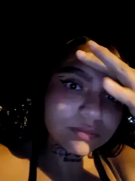 Snapshot of nika_1327 chatting on 05/10/26, 12:05 nika 1327 online show from 05/10/26, 12:05