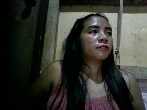 Snapshot of pinayysimple chatting on 04/25/26, 02:14 pinayysimple online show from 04/25/26, 02:14