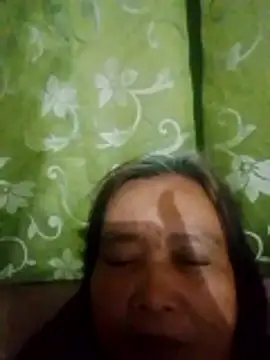 Snapshot of jeanyummytits chatting on 05/07/26, 02:55 jeanyummytits online show from 05/07/26, 02:55