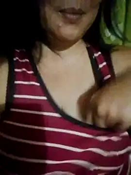 jeanyummytits online show from 06/21/26, 11:46
