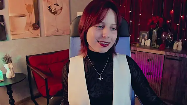 VivienneHebert online show from 05/12/26, 12:57