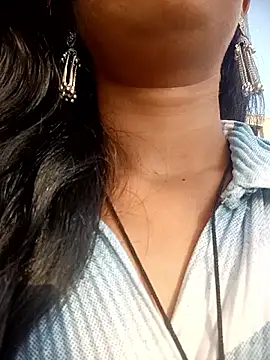 Miss Divyaa online show from 05/19/26, 12:44