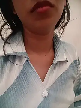 Miss Divyaa online show from 05/25/26, 01:11