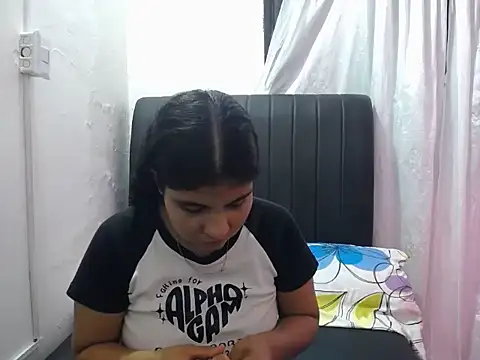 daira2006 online show from 04/19/26, 03:28