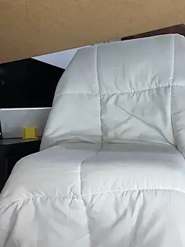 Snapshot of Punheteiroviciado chatting on 04/16/26, 10:12 Punheteiroviciado online show from 04/16/26, 10:12