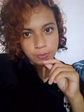 Snapshot of rizosdefuego chatting on 04/13/26, 05:51 rizosdefuego online show from 04/13/26, 05:51