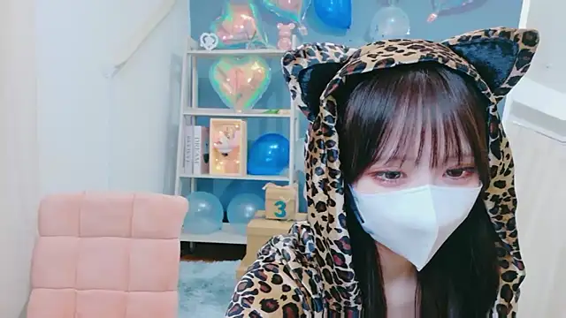 Snapshot of Koto-jpnk chatting on 05/30/26, 12:35 Koto-jpnk online show from 05/30/26, 12:35