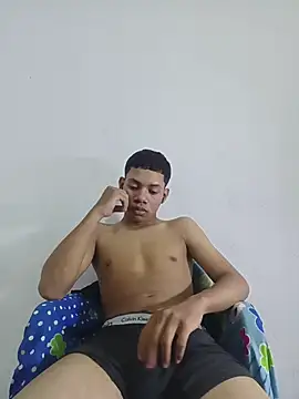 curious straight guy online show from 04/23/26, 02:35