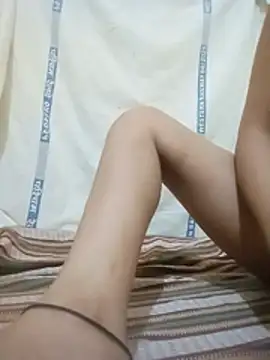 Snapshot of hottsexygirl chatting on 06/04/26, 11:55 hottsexygirl online show from 06/04/26, 11:55