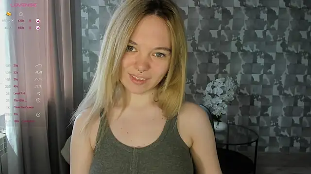 Snapshot of Anna_Delon chatting on 06/06/26, 09:14 Anna Delon online show from 06/06/26, 09:14