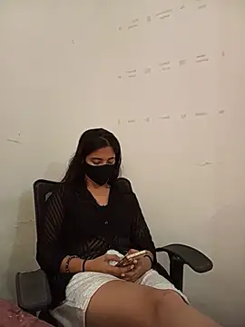 Snapshot of Anjali_hot33 chatting on 07/11/26, 08:06 Anjali hot33 online show from 07/11/26, 08:06